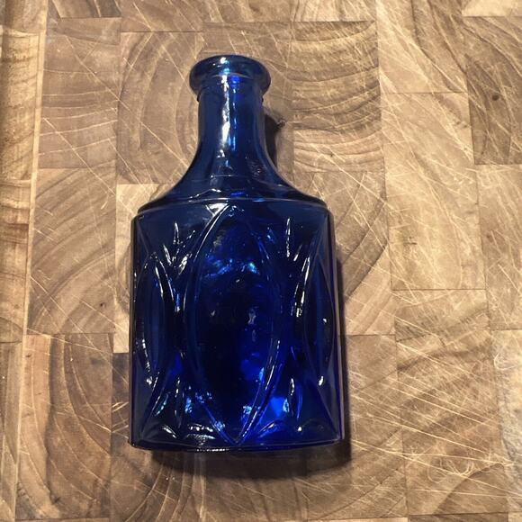 Lot of 4 vintage mini glass decanter bottles| cobalt blue| emerald | clear - Picture 4 of 10